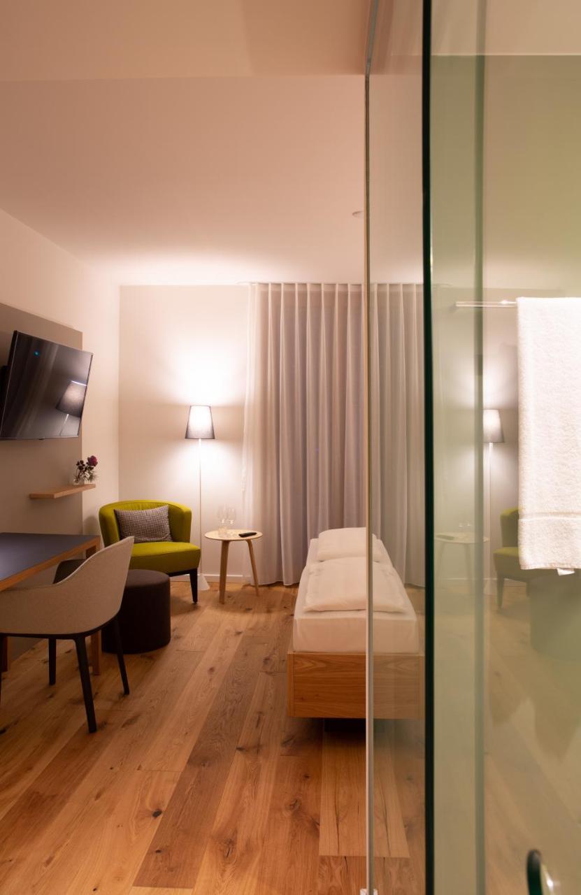 Hotel Zum Loewen Eimeldingen Esterno foto