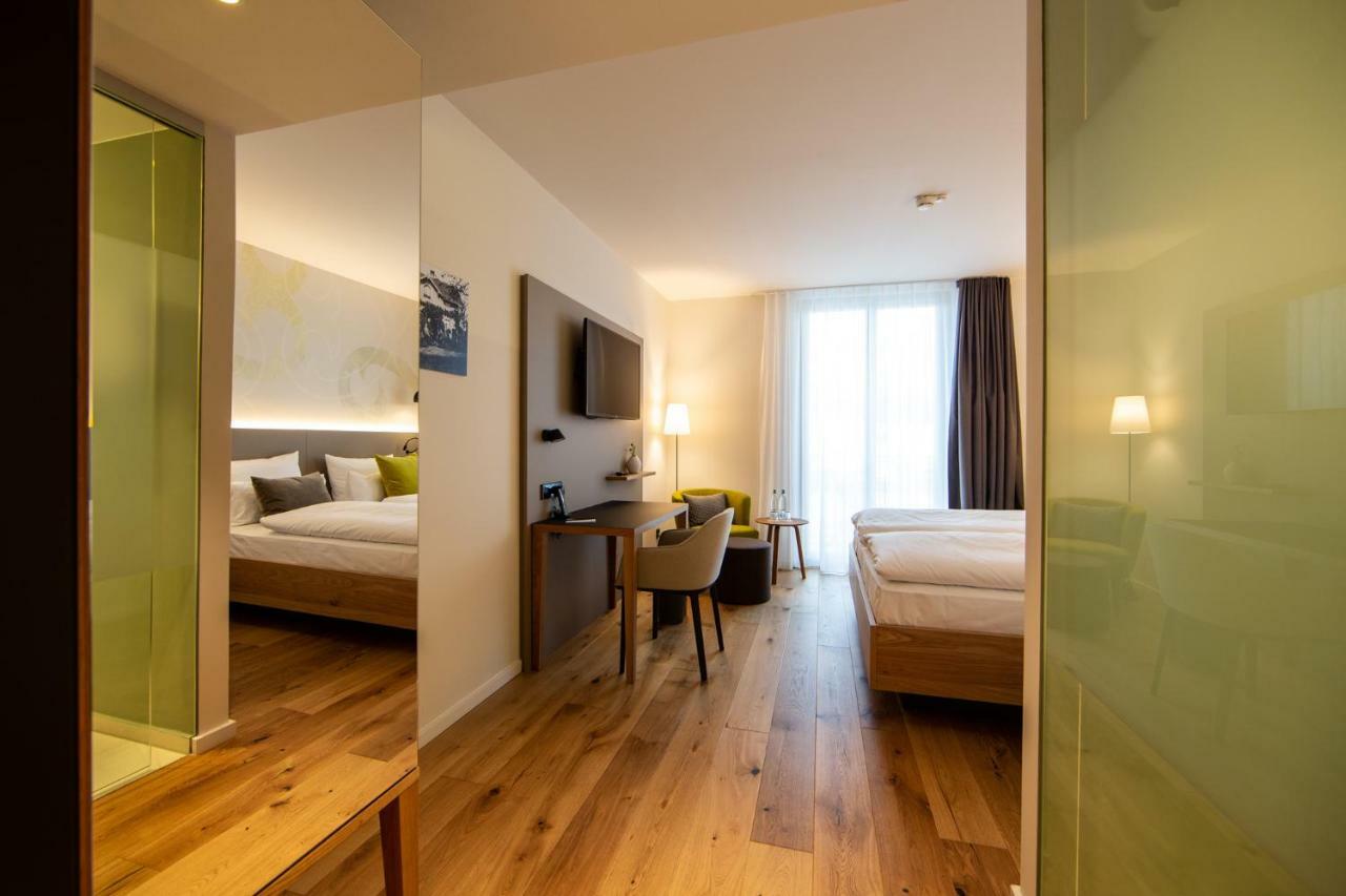 Hotel Zum Loewen Eimeldingen Esterno foto